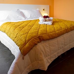 Camera con letto king size